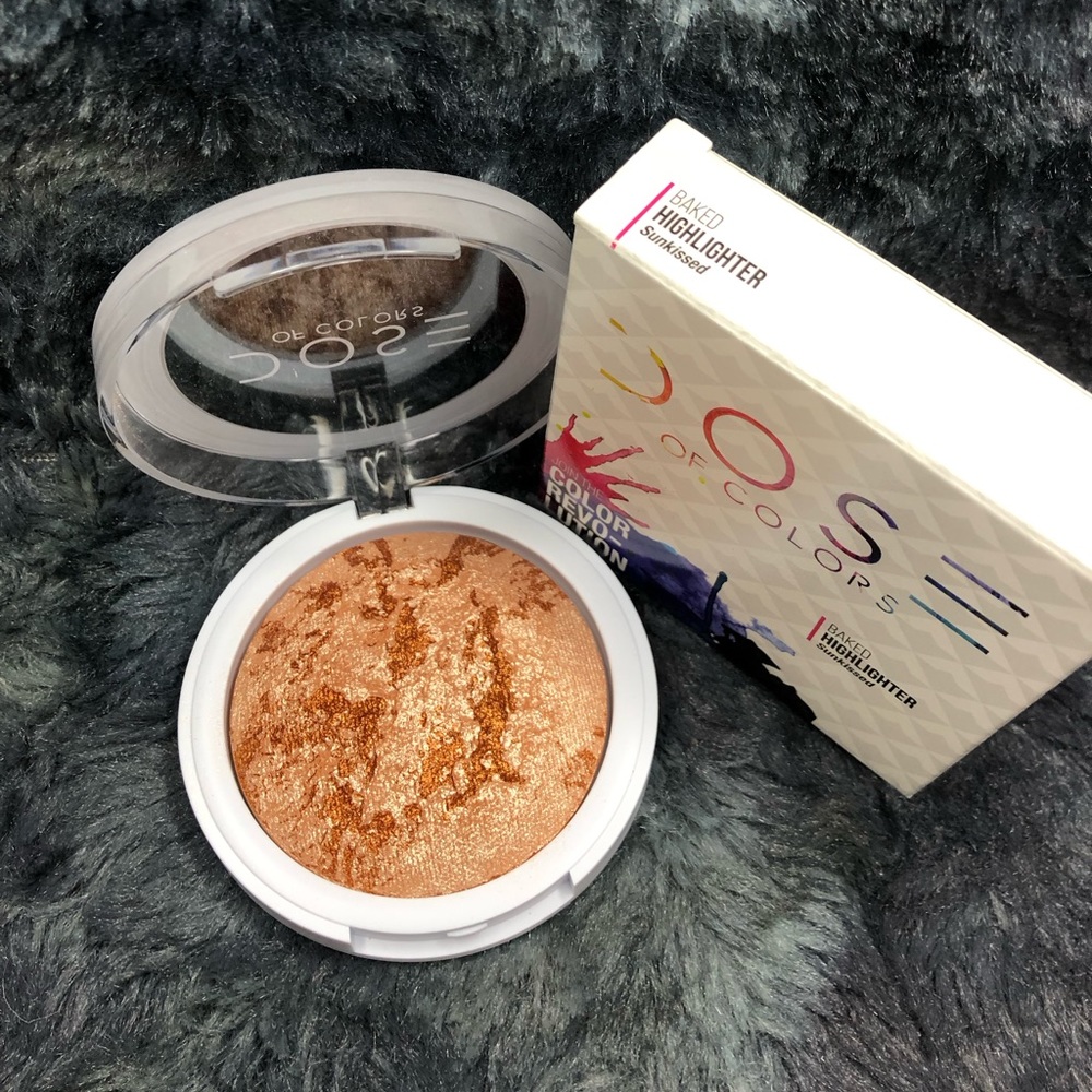 NIB- Dose of Colors Baked Highlighter SUNKISSED